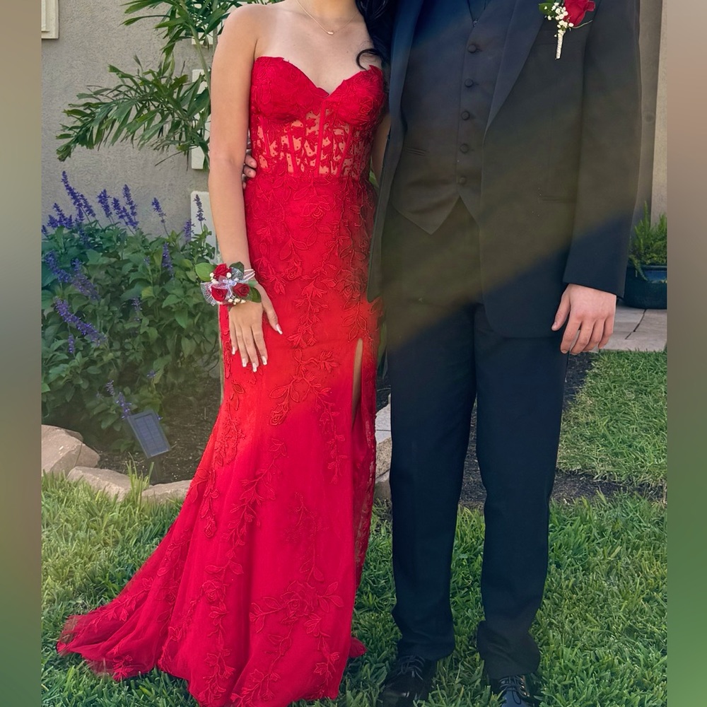 Sherri Hill 55467 Size 6 Red Prom Dress 2024 - Picture 1 of 5